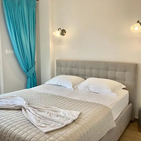 Ulyana - Ancient Greece In Center * Сарти